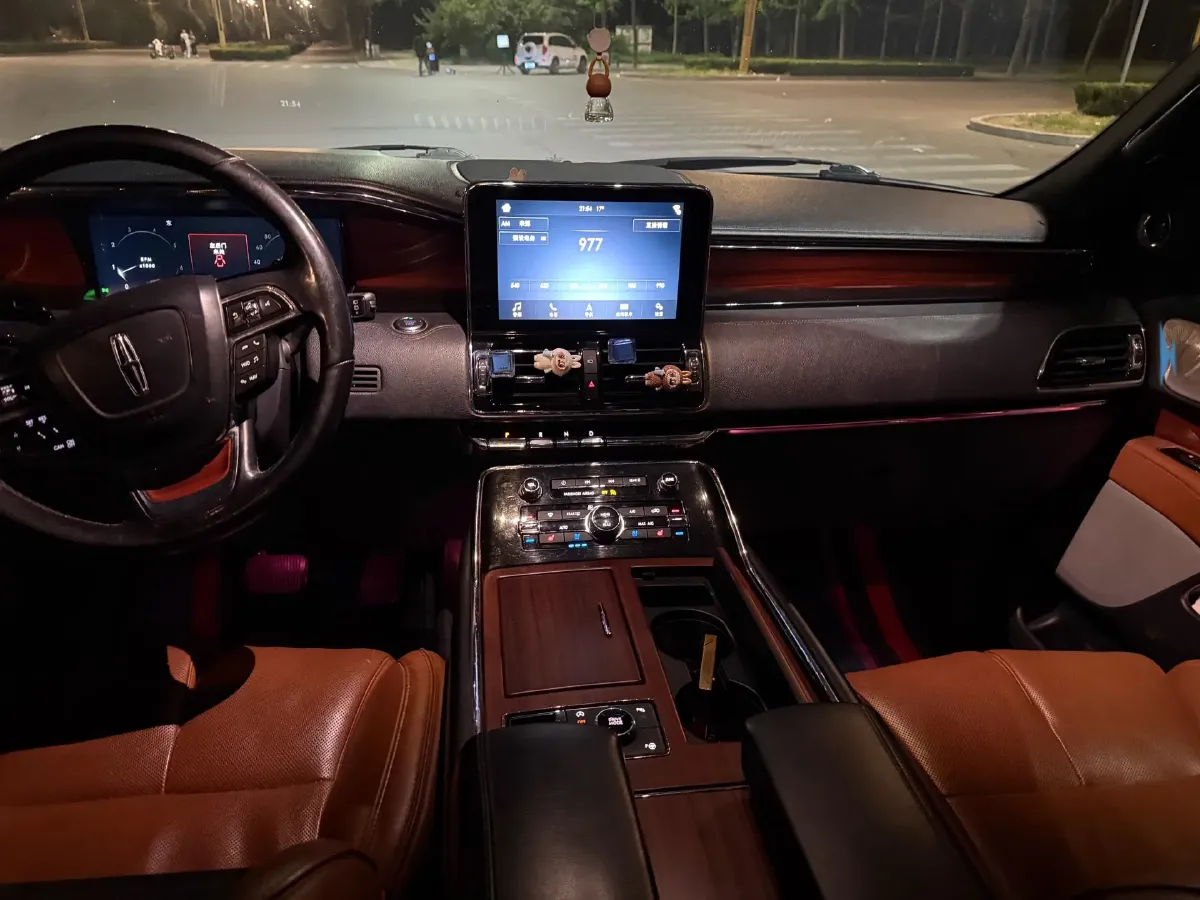 2018 Lincoln Navigator 3.5T 415HP V6 10AT,autocango,china used car exporter,china ev exporter,chinese used car exporter,chinese used ev exporter