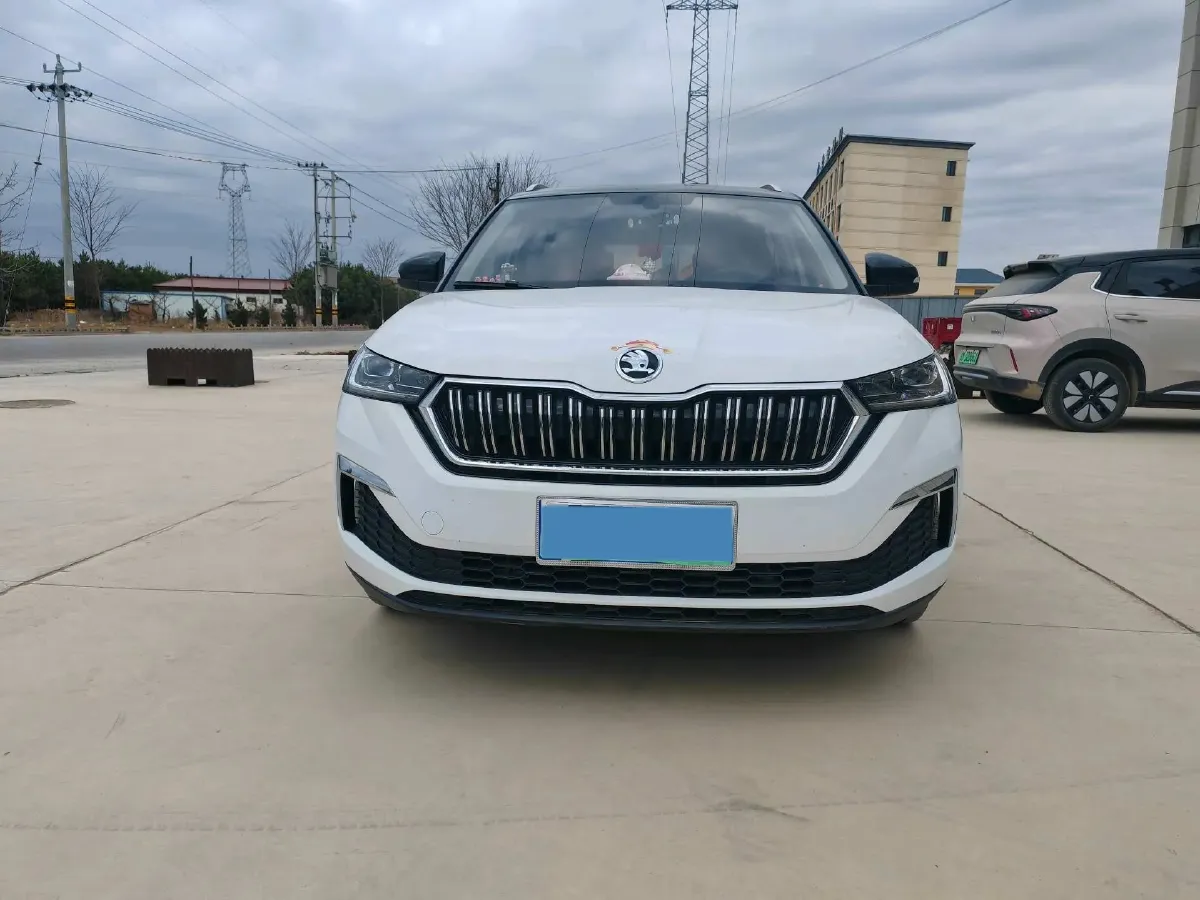 2023 Skoda Kamiq 1.5L 109HP L4 6AT,autocango,china used car exporter,china ev exporter,chinese used car exporter,chinese used ev exporter
