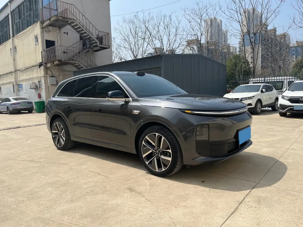 2024 Li L6 Range Extended 154HP L4 REEV 36.8KWH,autocango,china used car exporter,china ev exporter,chinese used car exporter,chinese used ev exporter