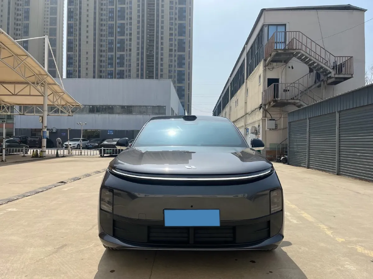 2024 Li L6 Range Extended 154HP L4 REEV 36.8KWH,autocango,china used car exporter,china ev exporter,chinese used car exporter,chinese used ev exporter