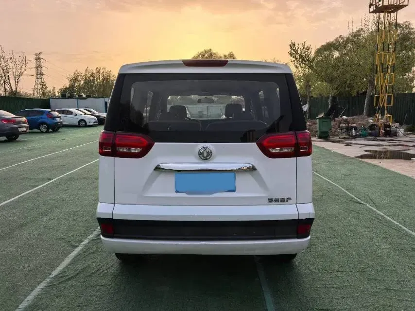 2016 Dongfeng ShuaiKe 1.5L 102HP L4 5MT,autocango,china used car exporter,china ev exporter,chinese used car exporter,chinese used ev exporter