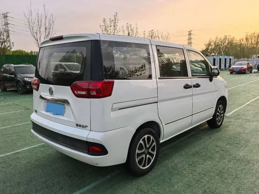 2016 Dongfeng ShuaiKe 1.5L 102HP L4 5MT,autocango,china used car exporter,china ev exporter,chinese used car exporter,chinese used ev exporter