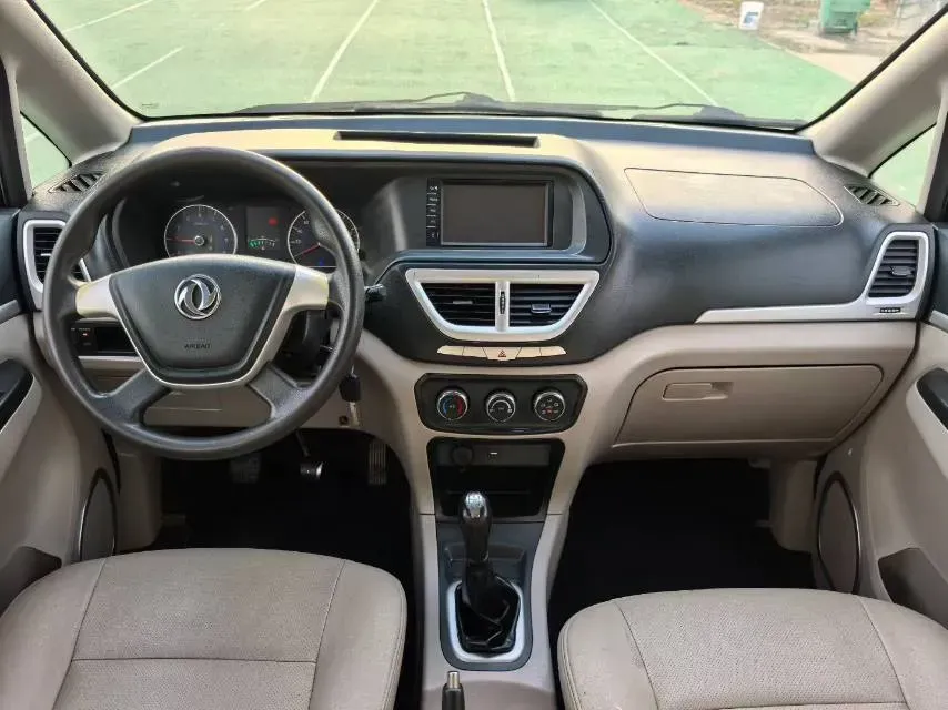 2016 Dongfeng ShuaiKe 1.5L 102HP L4 5MT,autocango,china used car exporter,china ev exporter,chinese used car exporter,chinese used ev exporter