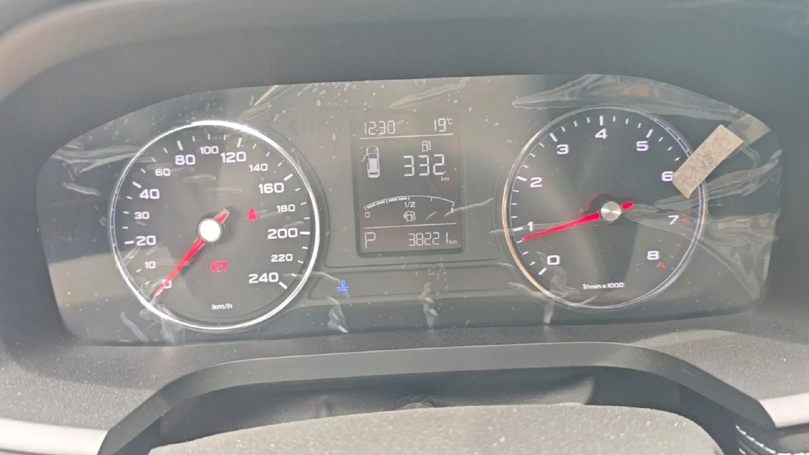 2020 Roewe i6 1.6L 125HP L4 CVT,autocango,china used car exporter,china ev exporter,chinese used car exporter,chinese used ev exporter