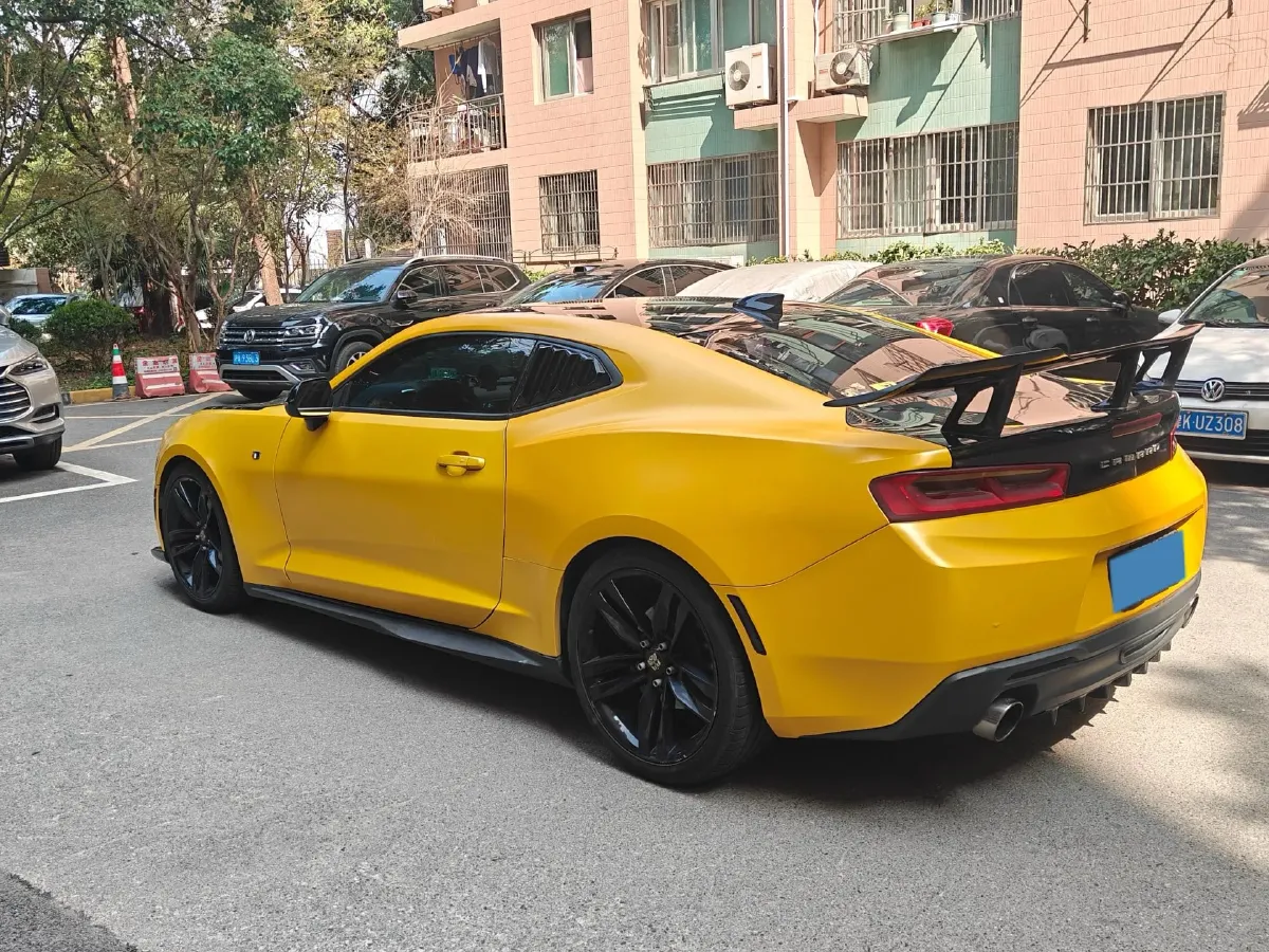 2017 Chevrolet Camaro 2.0T 275HP L4 8AT,autocango,china used car exporter,china ev exporter,chinese used car exporter,chinese used ev exporter