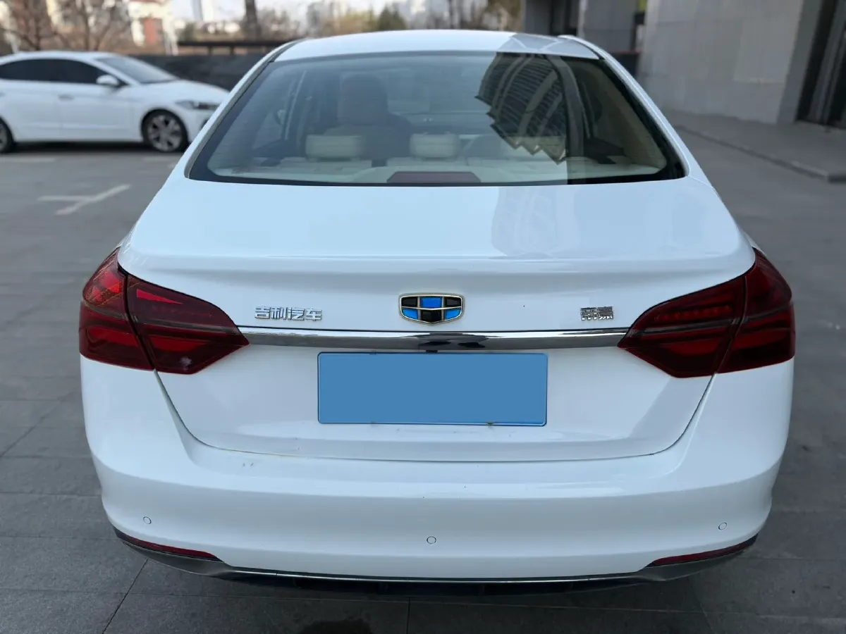 2018 Geely Emgrand 1.5L 109HP L4 5MT,autocango,china used car exporter,china ev exporter,chinese used car exporter,chinese used ev exporter