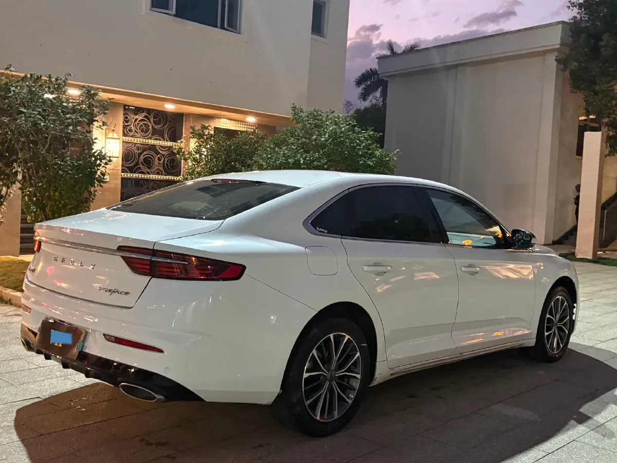 2021 Geely Preface 2.0T 190HP L4 7DCT,autocango,china used car exporter,china ev exporter,chinese used car exporter,chinese used ev exporter