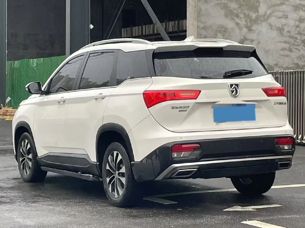 2021 BaoJun 530 1.5T 147HP L4 CVT,autocango,china used car exporter,china ev exporter,chinese used car exporter,chinese used ev exporter