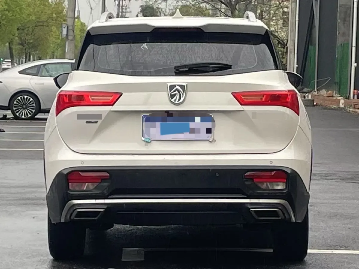 2021 BaoJun 530 1.5T 147HP L4 CVT,autocango,china used car exporter,china ev exporter,chinese used car exporter,chinese used ev exporter