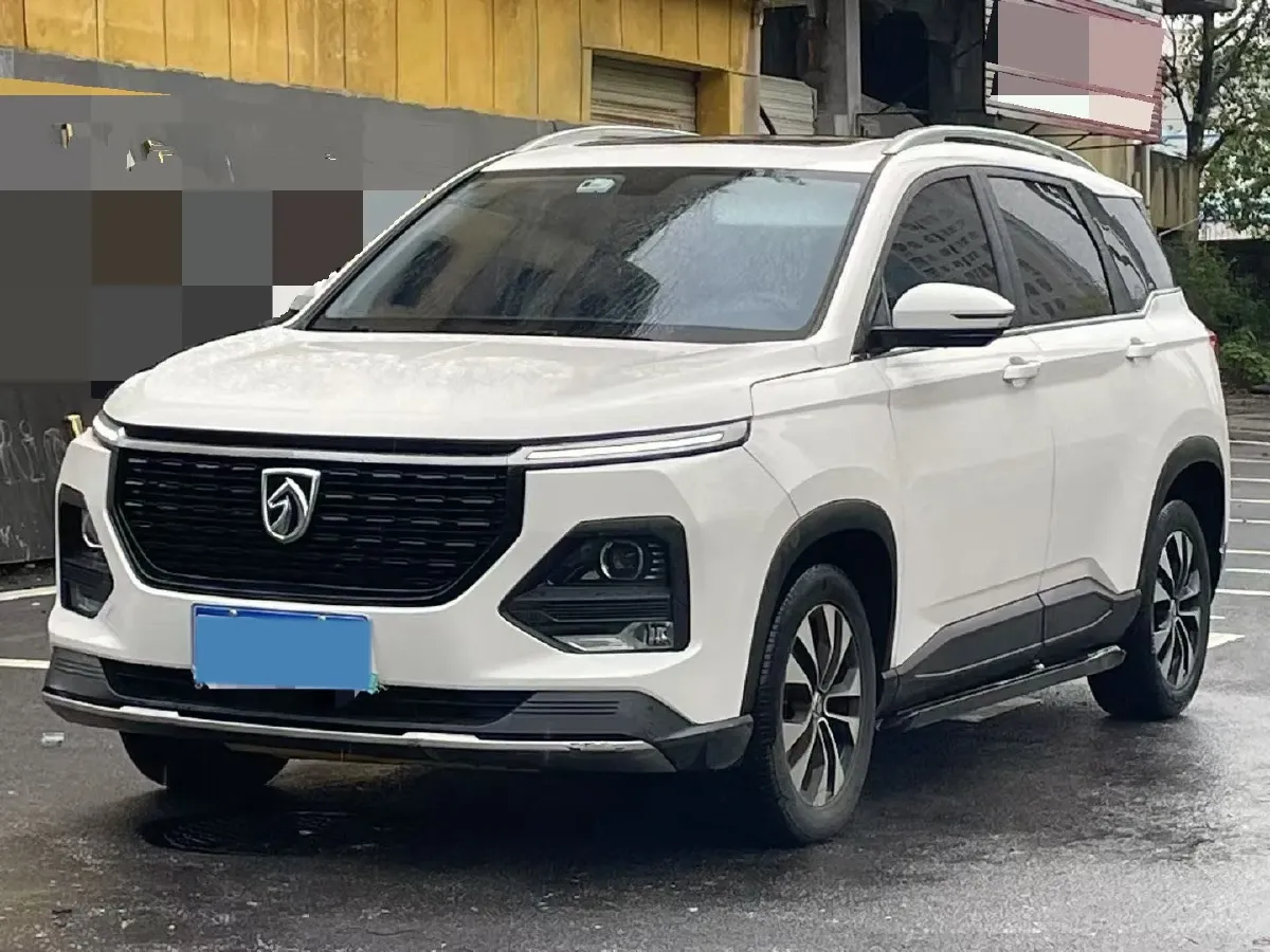 2021 BaoJun 530 1.5T 147HP L4 CVT,autocango,china used car exporter,china ev exporter,chinese used car exporter,chinese used ev exporter