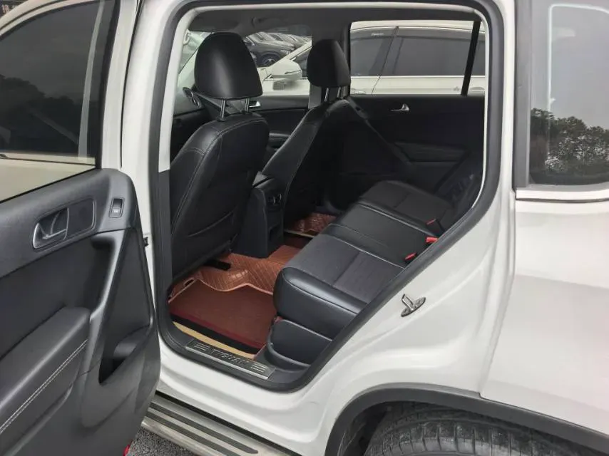 2017 MAXUS T60 2.0T 224HP L4 6AT,autocango,china used car exporter,china ev exporter,chinese used car exporter,chinese used ev exporter