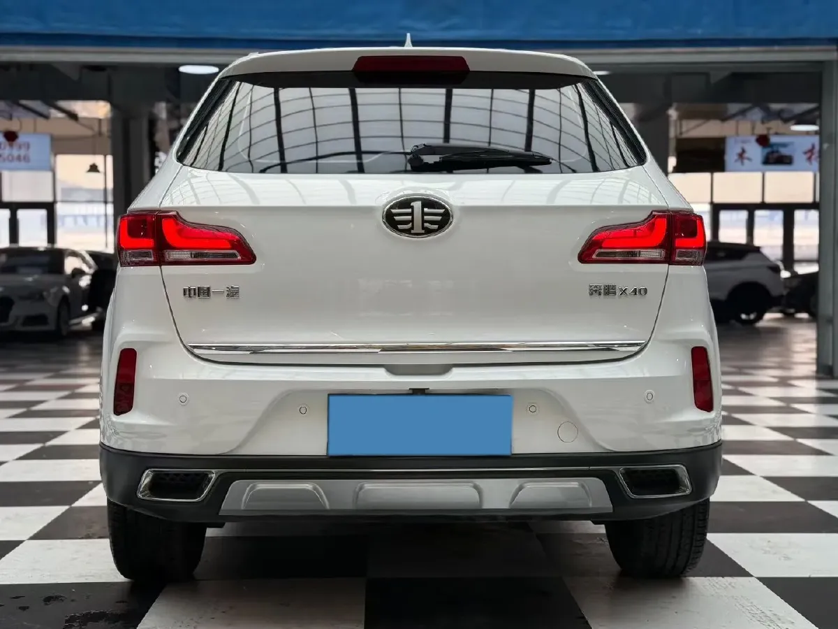 2019 Bestune X40 1.6L 114HP L4 6AT,autocango,china used car exporter,china ev exporter,chinese used car exporter,chinese used ev exporter