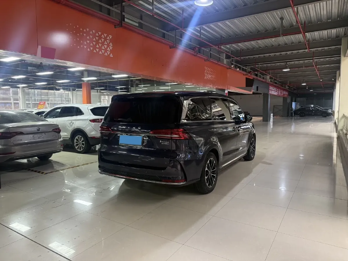 2022 Roewe iMAX8 2.0T 234HP L4 8AT,autocango,china used car exporter,china ev exporter,chinese used car exporter,chinese used ev exporter