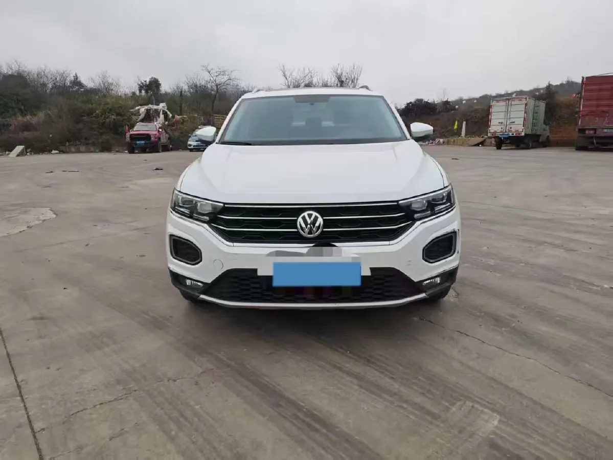 2020 Volkswagen T-Roc 1.4T 150HP L4 7DCT,autocango,china used car exporter,china ev exporter,chinese used car exporter,chinese used ev exporter