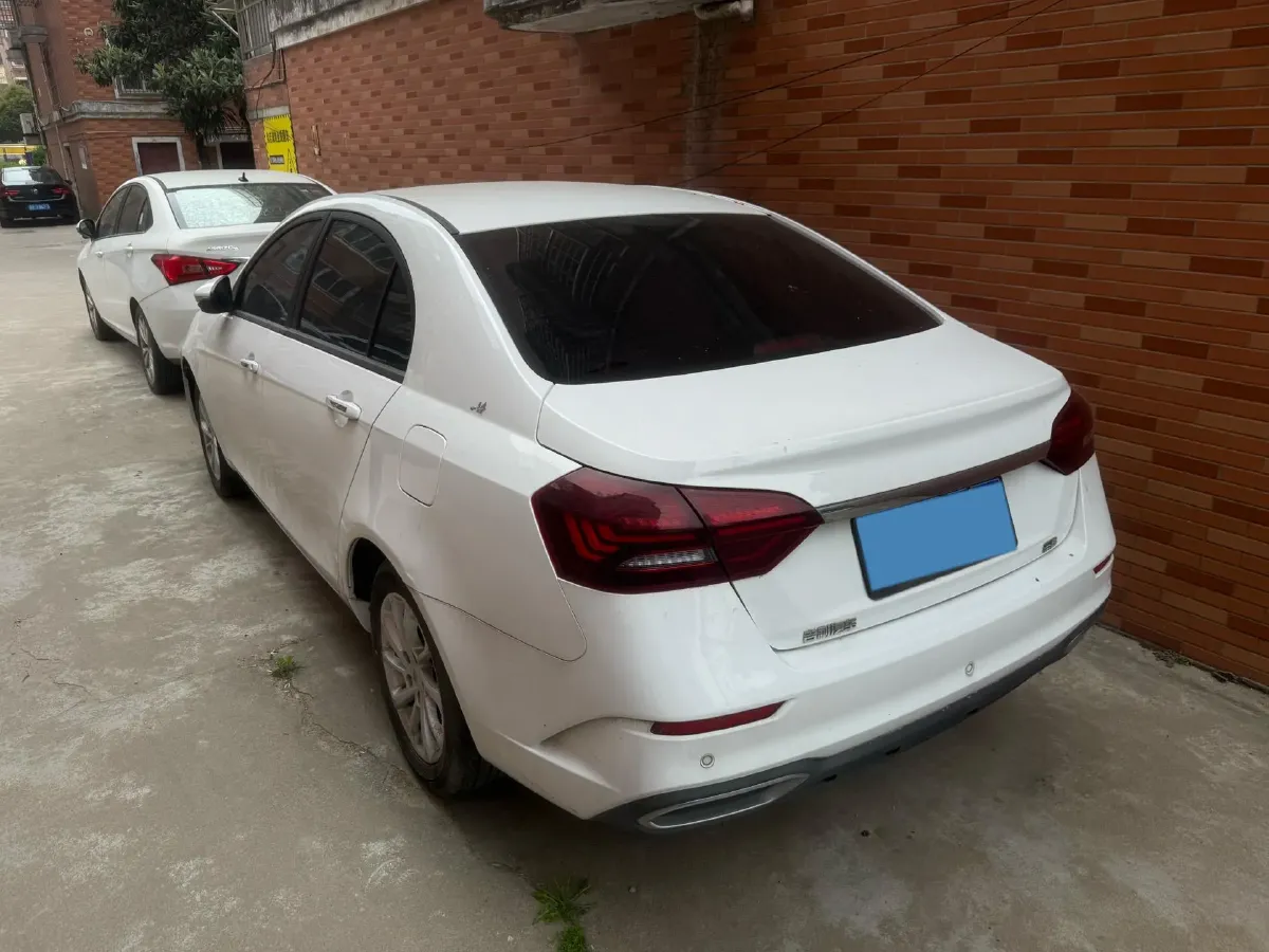 2021 Geely Emgrand 1.5L 109HP L4 CVT,autocango,china used car exporter,china ev exporter,chinese used car exporter,chinese used ev exporter