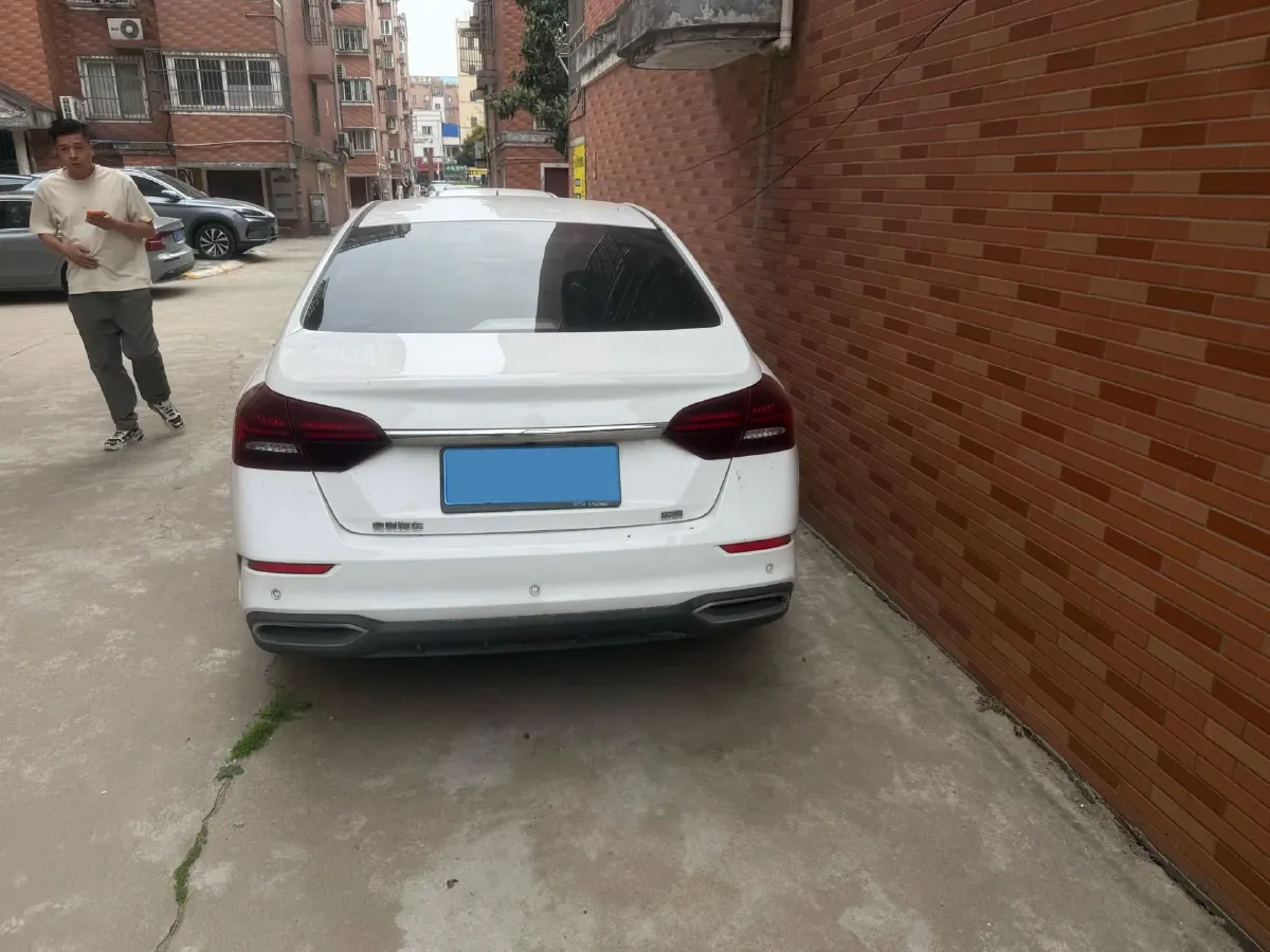 2021 Geely Emgrand 1.5L 109HP L4 CVT,autocango,china used car exporter,china ev exporter,chinese used car exporter,chinese used ev exporter