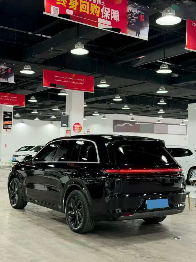 2023 Li L8 Range Extended 154HP REEV 40.9KWH,autocango,china used car exporter,china ev exporter,chinese used car exporter,chinese used ev exporter