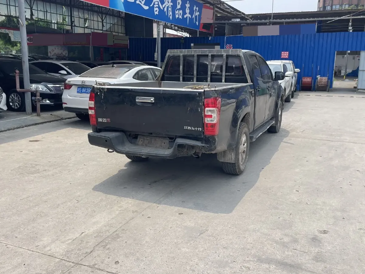 2019 Isuzu RE-MAX Jim 2.5T 129HP L4 6MT,autocango,china used car exporter,china ev exporter,chinese used car exporter,chinese used ev exporter