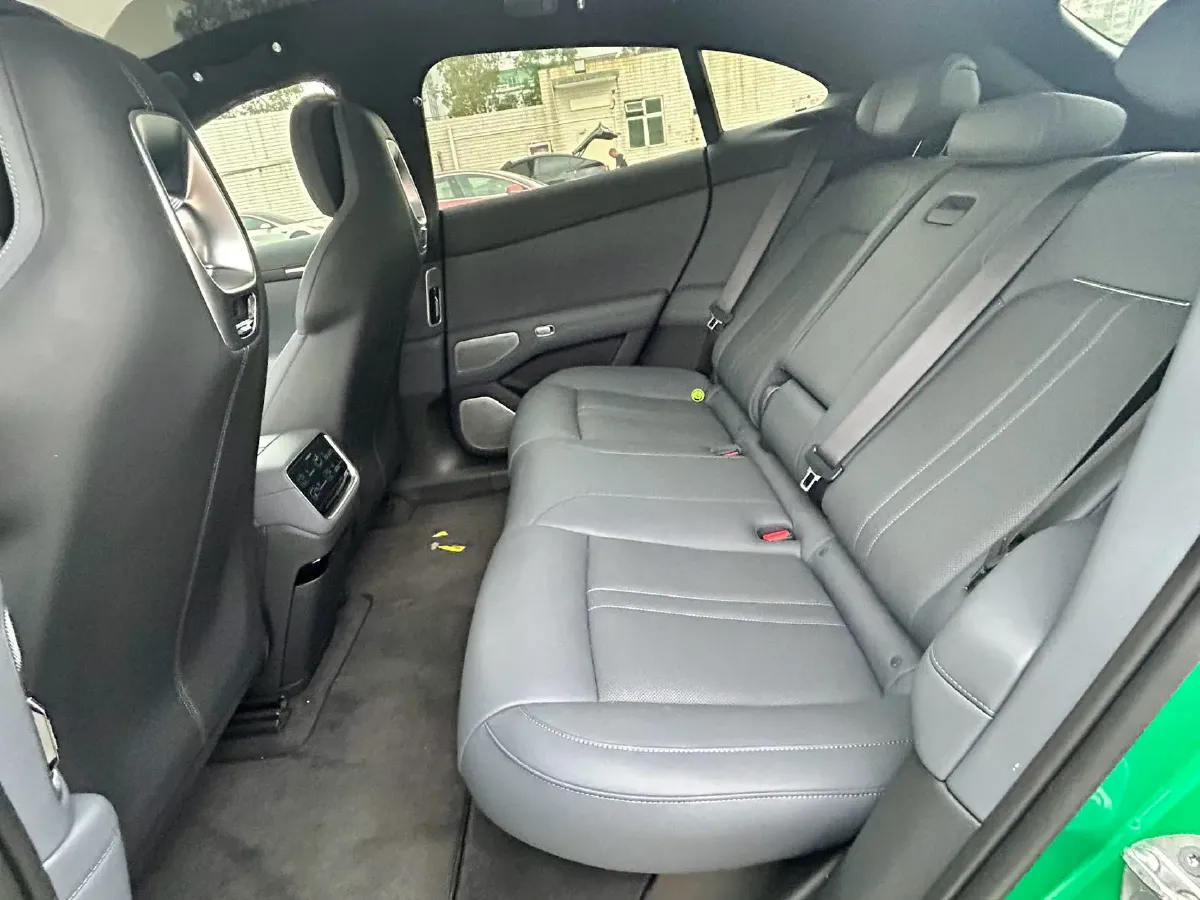 2025 MI YU7 BEV 96.3KWH,autocango,china used car exporter,china ev exporter,chinese used car exporter,chinese used ev exporter