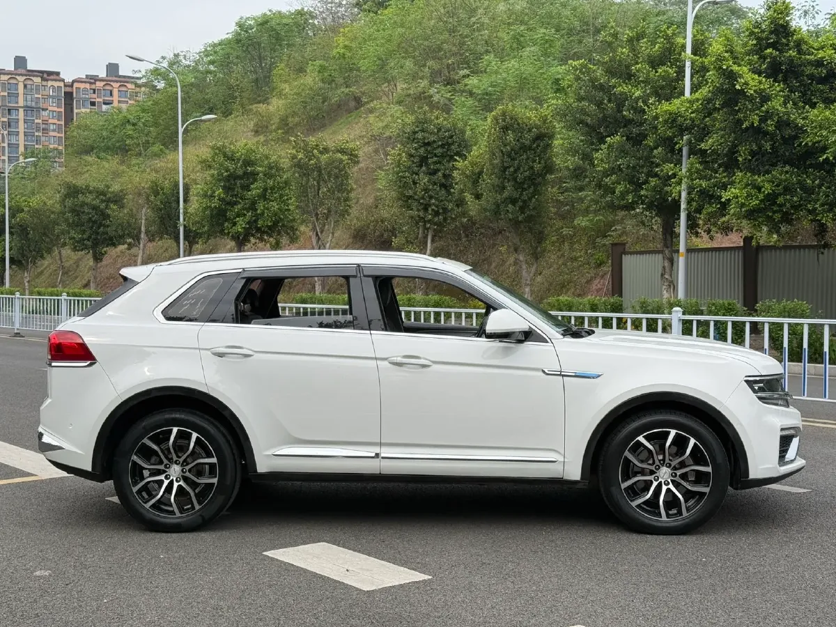 2017 Zotye Damy X7 2.0T 190HP L4 6DCT,autocango,china used car exporter,china ev exporter,chinese used car exporter,chinese used ev exporter