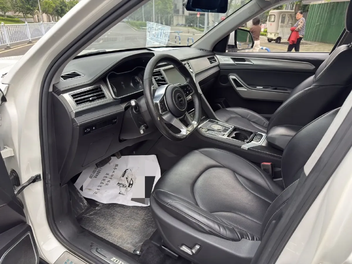 2017 Zotye Damy X7 2.0T 190HP L4 6DCT,autocango,china used car exporter,china ev exporter,chinese used car exporter,chinese used ev exporter