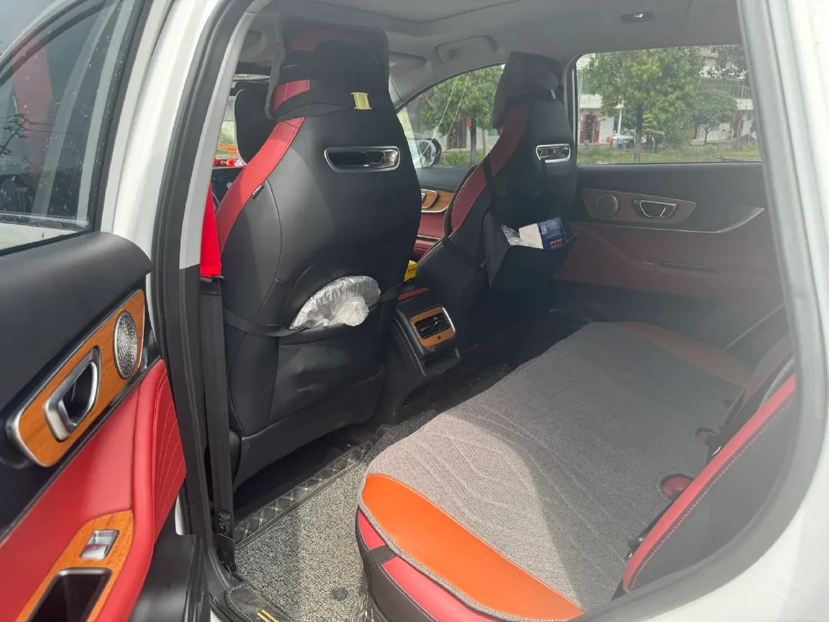 2022 Chery Tiggo 7 1.6T 197HP L4 7DCT,autocango,china used car exporter,china ev exporter,chinese used car exporter,chinese used ev exporter