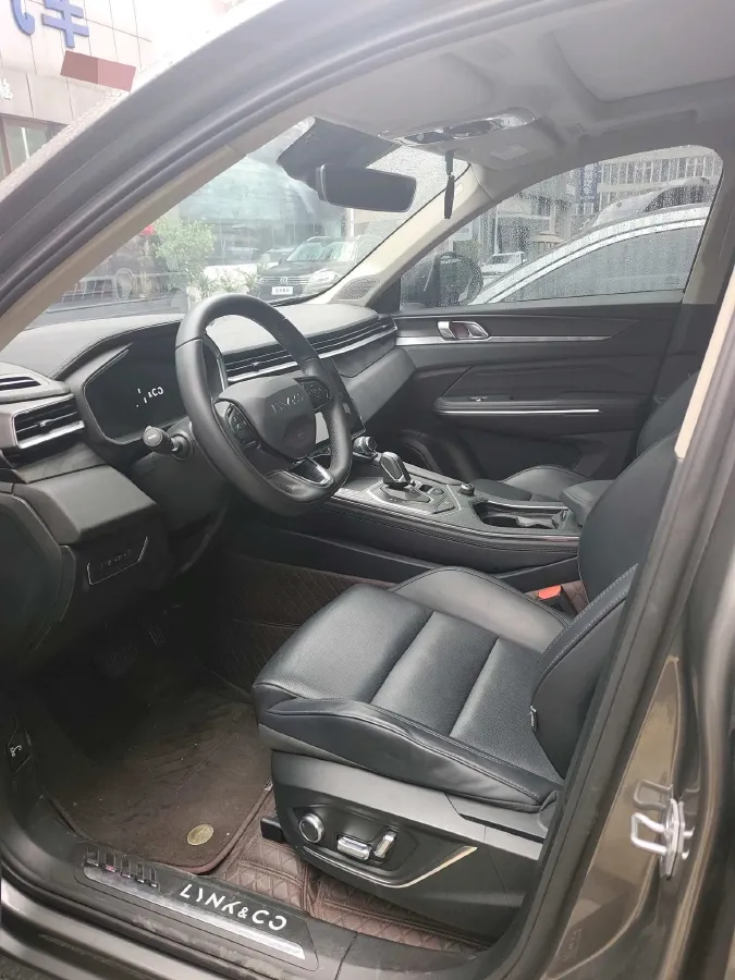 2021 LYNK&CO 01 2.0T 218HP L4 8AT,autocango,china used car exporter,china ev exporter,chinese used car exporter,chinese used ev exporter