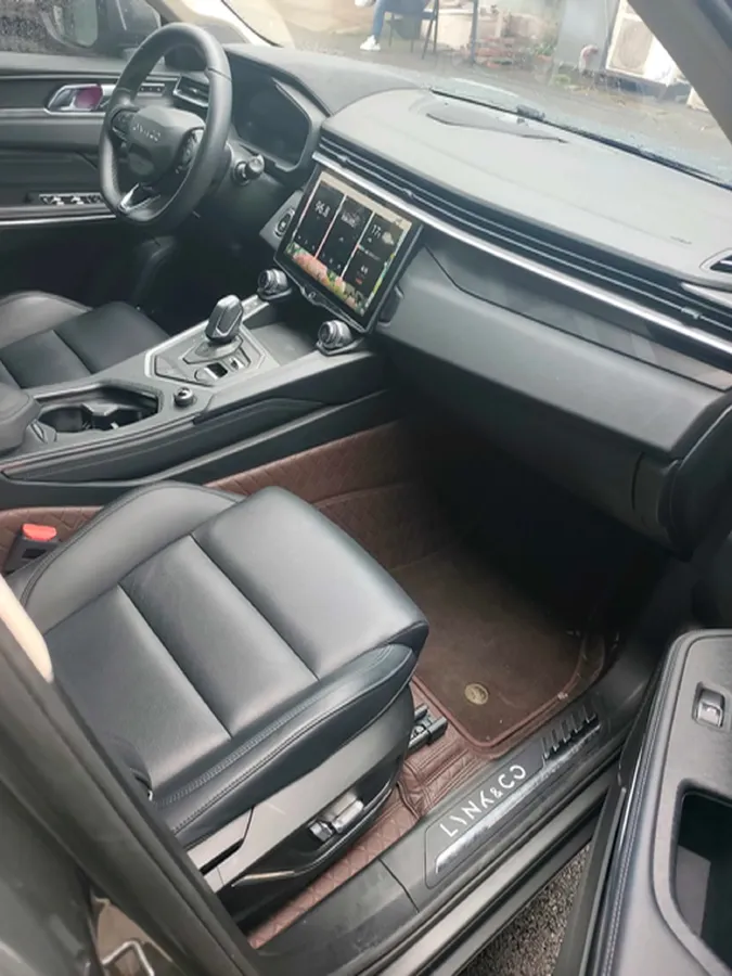 2021 LYNK&CO 01 2.0T 218HP L4 8AT,autocango,china used car exporter,china ev exporter,chinese used car exporter,chinese used ev exporter