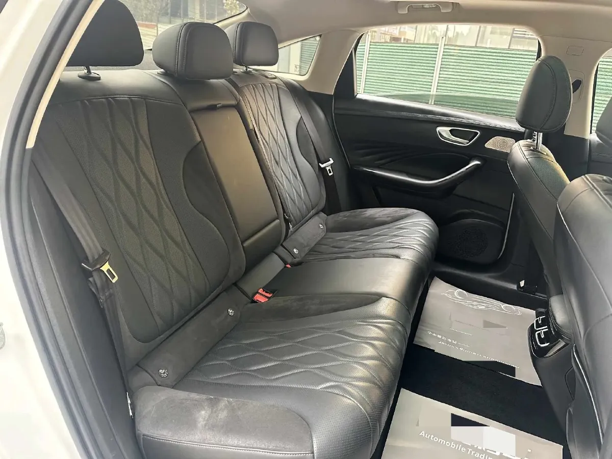 2023 Roewe D7 BEV 59.2KWH,autocango,china used car exporter,china ev exporter,chinese used car exporter,chinese used ev exporter