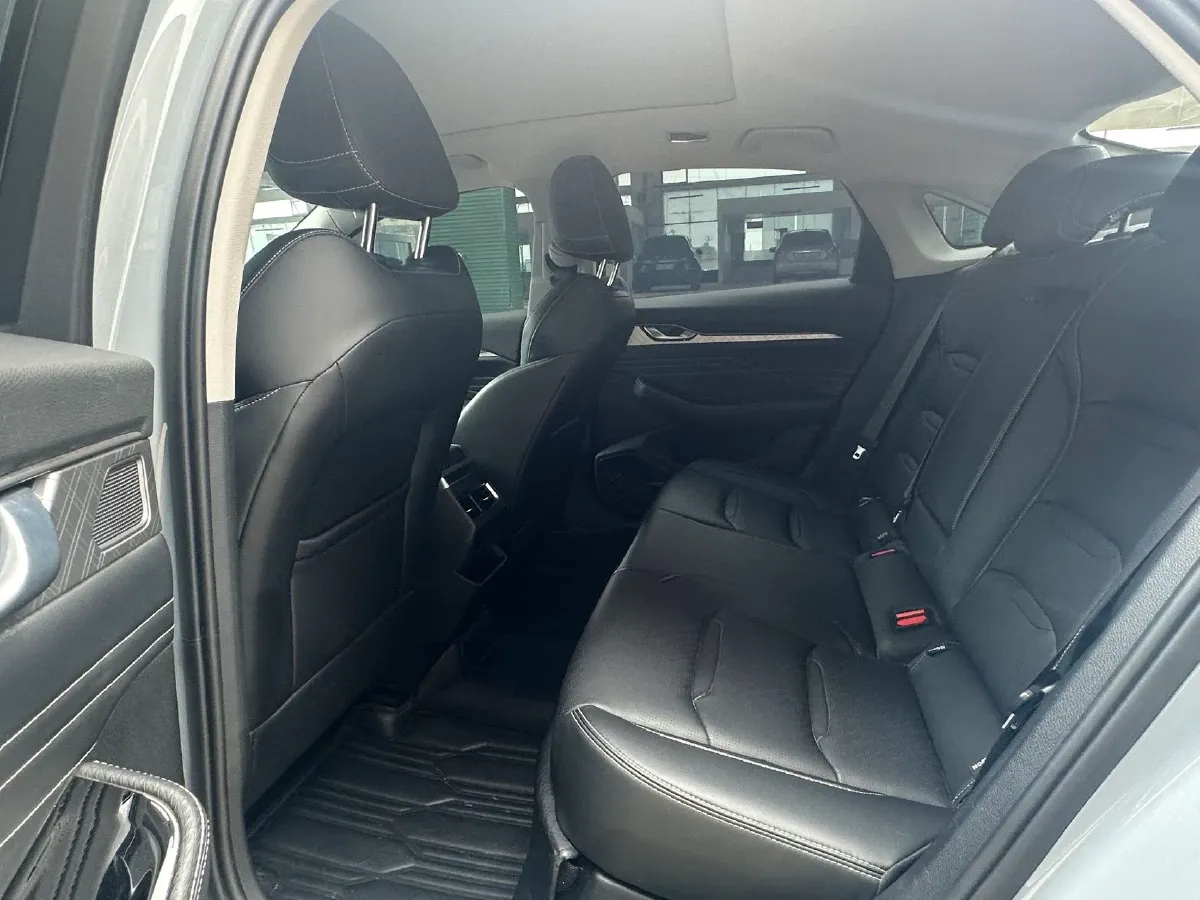 2023 Geely Preface 2.0T 190HP L4 7DCT,autocango,china used car exporter,china ev exporter,chinese used car exporter,chinese used ev exporter