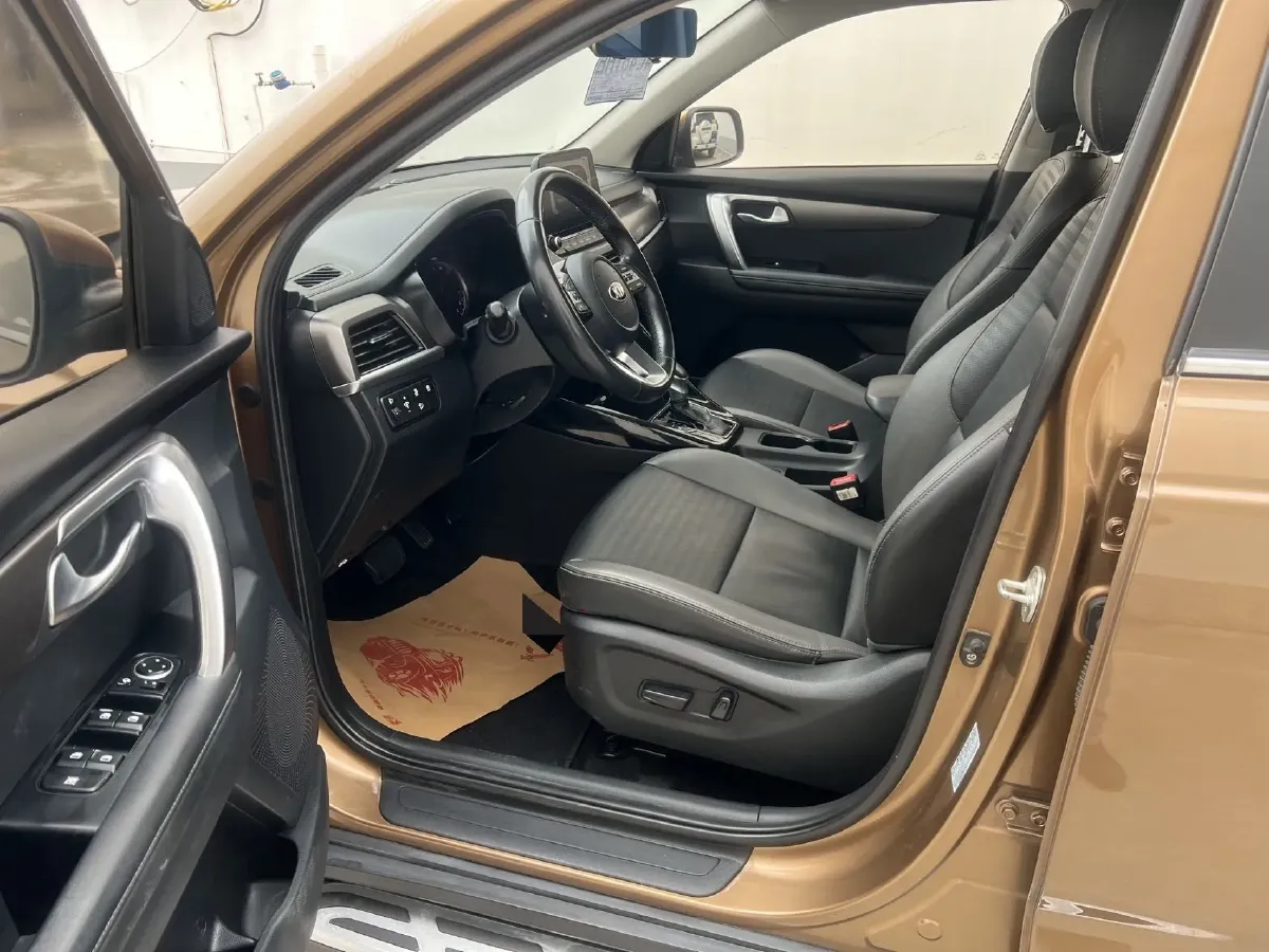 2018 Kia Sportage R 2.0L 160HP L4 6AT,autocango,china used car exporter,china ev exporter,chinese used car exporter,chinese used ev exporter