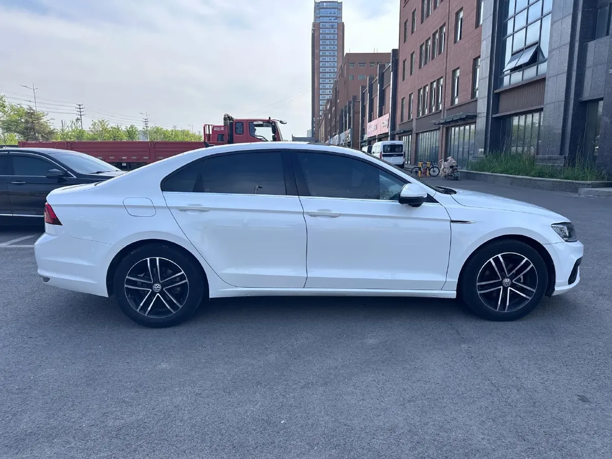 2021 Volkswagen Lamando 1.4T 150HP L4 7DCT,autocango,china used car exporter,china ev exporter,chinese used car exporter,chinese used ev exporter