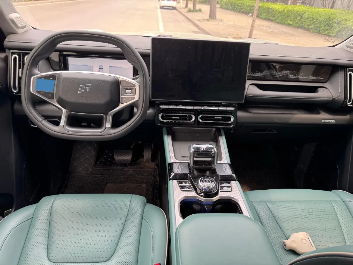 2025 Jetour Traveller 2.0T 254HP L4 7DCT,autocango,china used car exporter,china ev exporter,chinese used car exporter,chinese used ev exporter