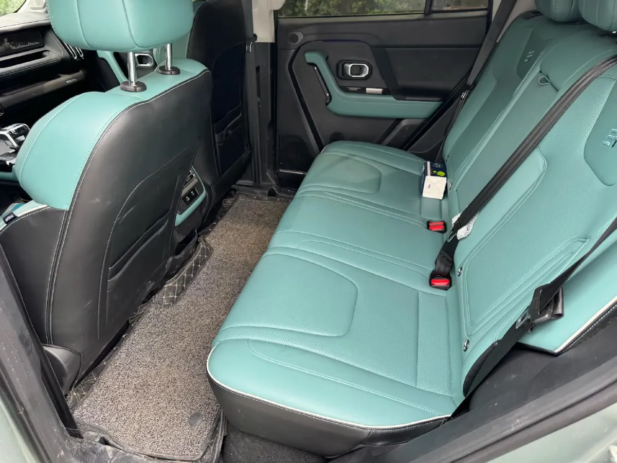 2025 Jetour Traveller 2.0T 254HP L4 7DCT,autocango,china used car exporter,china ev exporter,chinese used car exporter,chinese used ev exporter