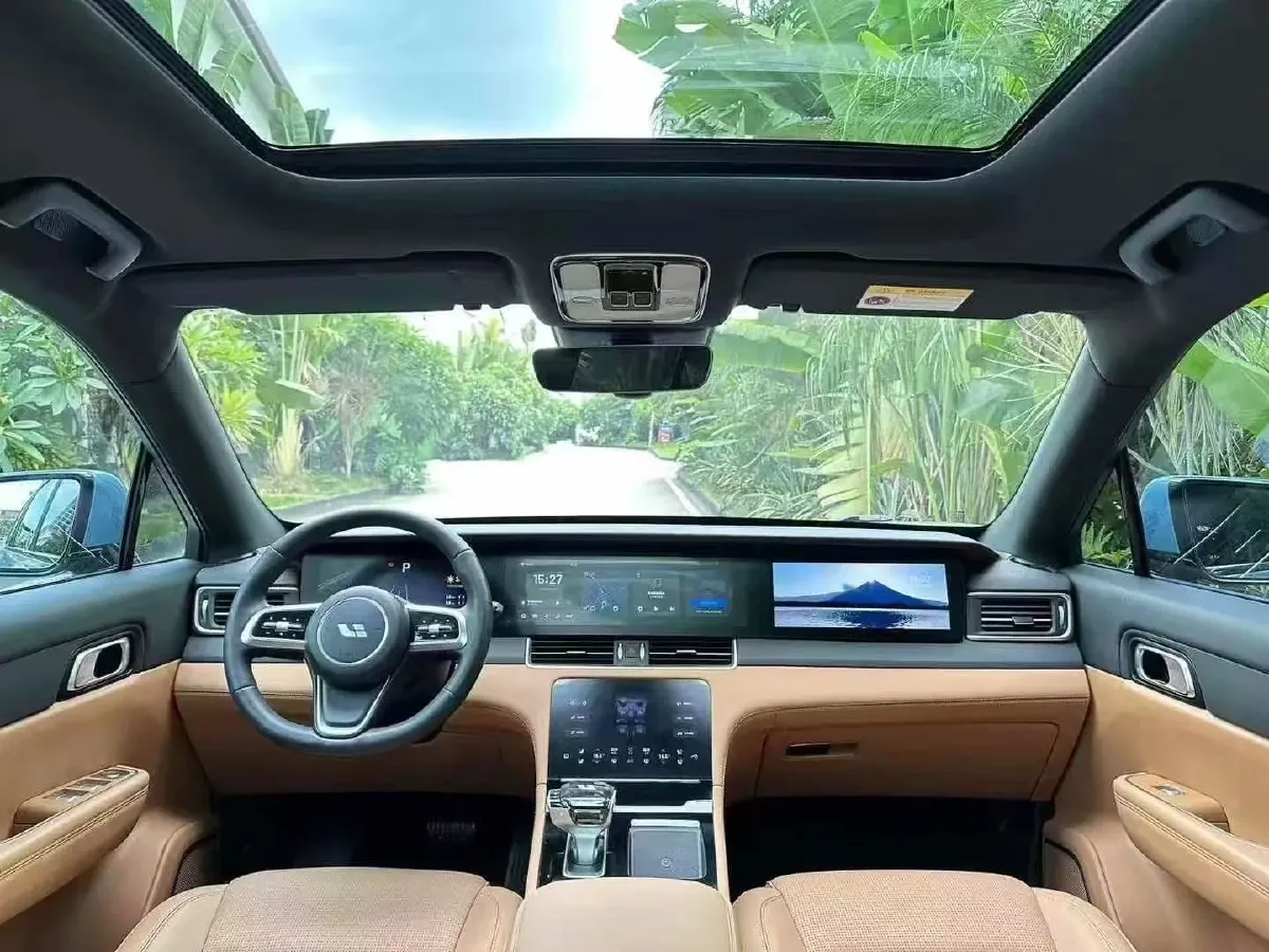 2021 Li ONE Range Extended 131HP REEV 40.5KWH,autocango,china used car exporter,china ev exporter,chinese used car exporter,chinese used ev exporter