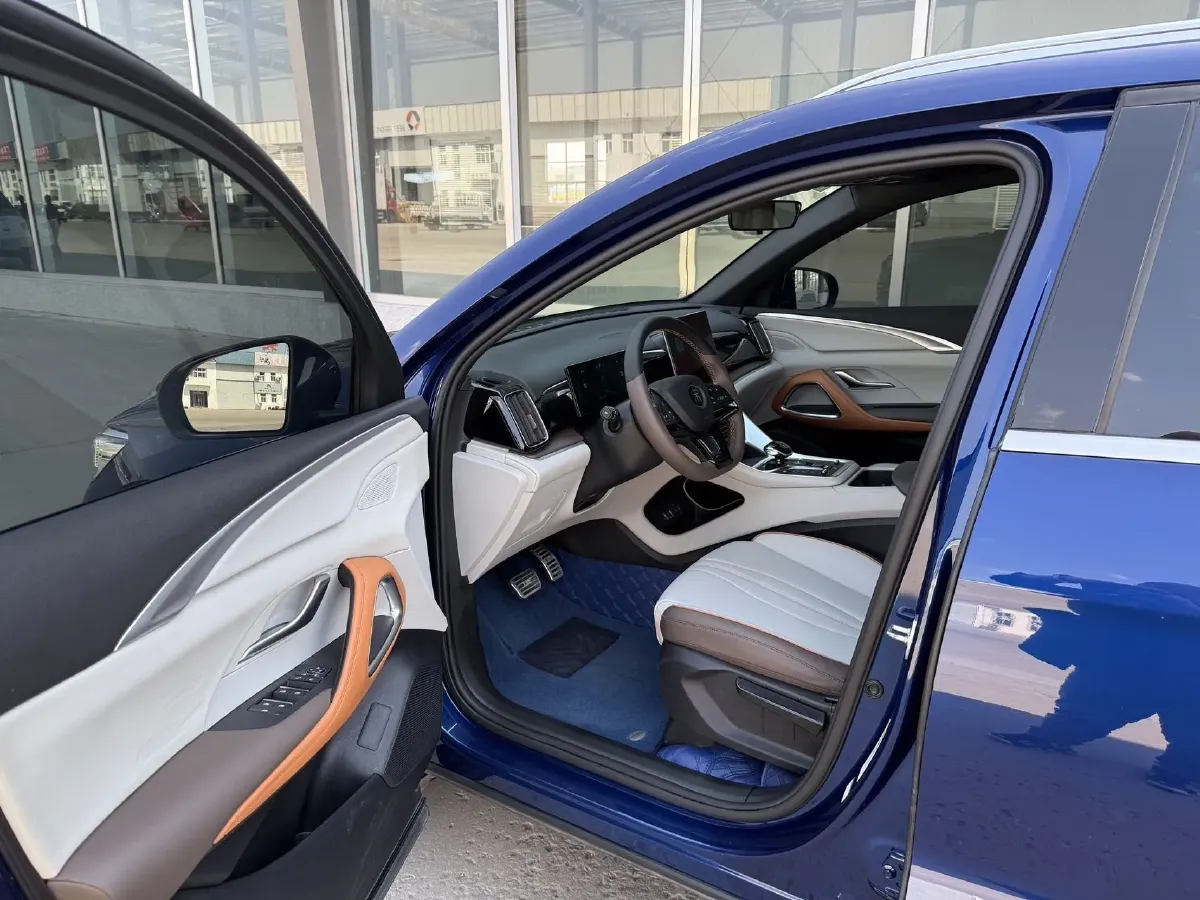 2022 Ruichi Auto EC35 BEV 82HP BEV 36.288KWH,autocango,china used car exporter,china ev exporter,chinese used car exporter,chinese used ev exporter
