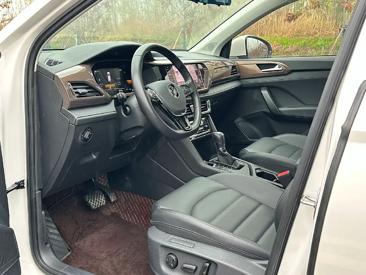 2021 Volkswagen Tharu 1.4T 150HP L4 7DCT,autocango,china used car exporter,china ev exporter,chinese used car exporter,chinese used ev exporter