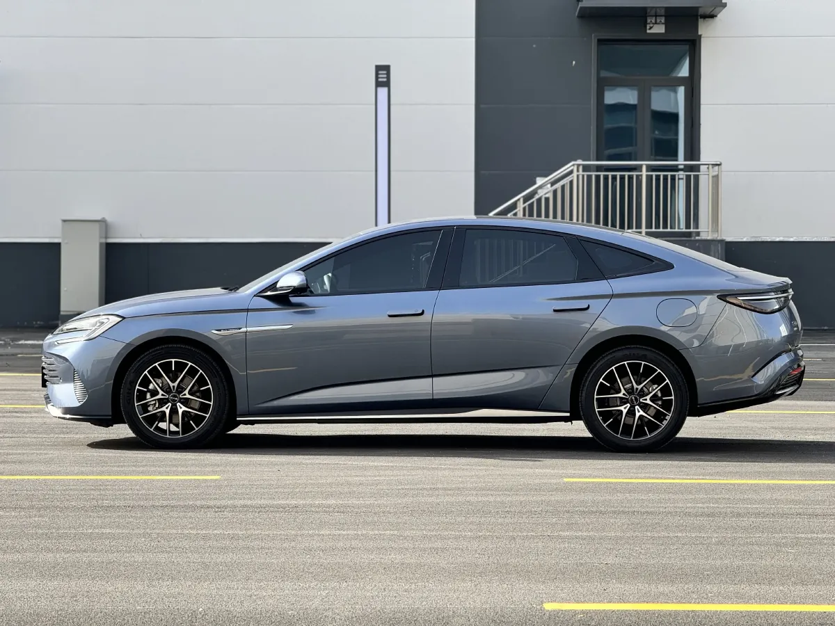 2025 BYD Seal07 DM-i 1.5L 101HP L4 E-CVT PHEV 17.6KWH,autocango,china used car exporter,china ev exporter,chinese used car exporter,chinese used ev exporter