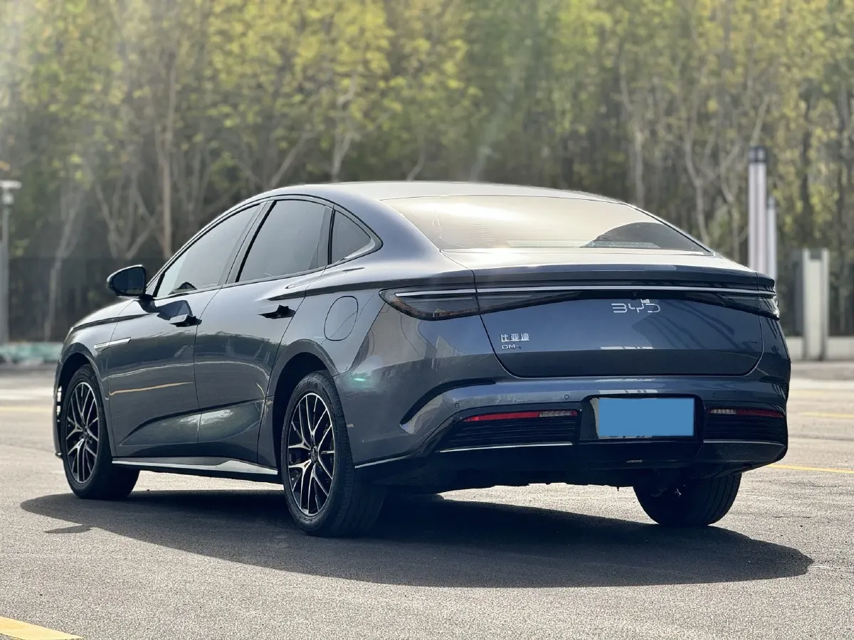 2025 BYD Seal07 DM-i 1.5L 101HP L4 E-CVT PHEV 17.6KWH,autocango,china used car exporter,china ev exporter,chinese used car exporter,chinese used ev exporter