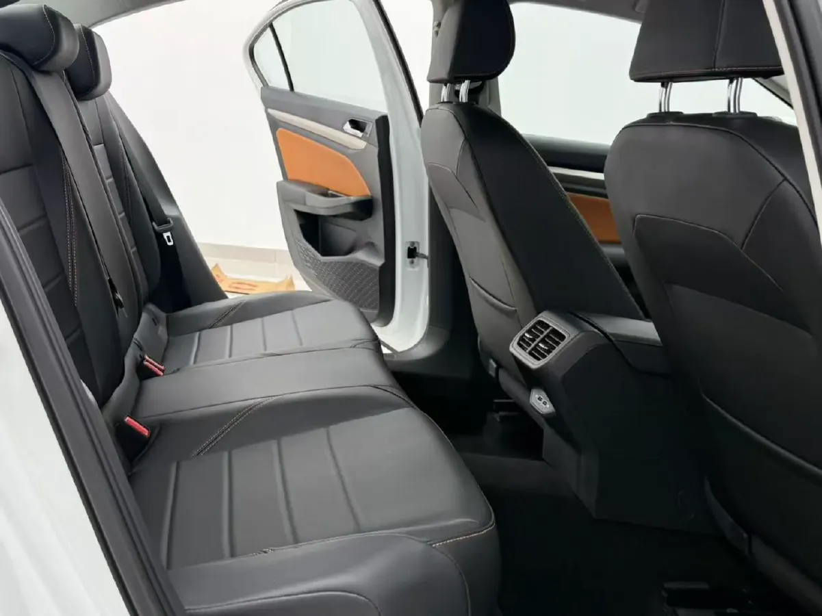 2023 Volkswagen Bora 1.2T 116HP L4 7DCT,autocango,china used car exporter,china ev exporter,chinese used car exporter,chinese used ev exporter