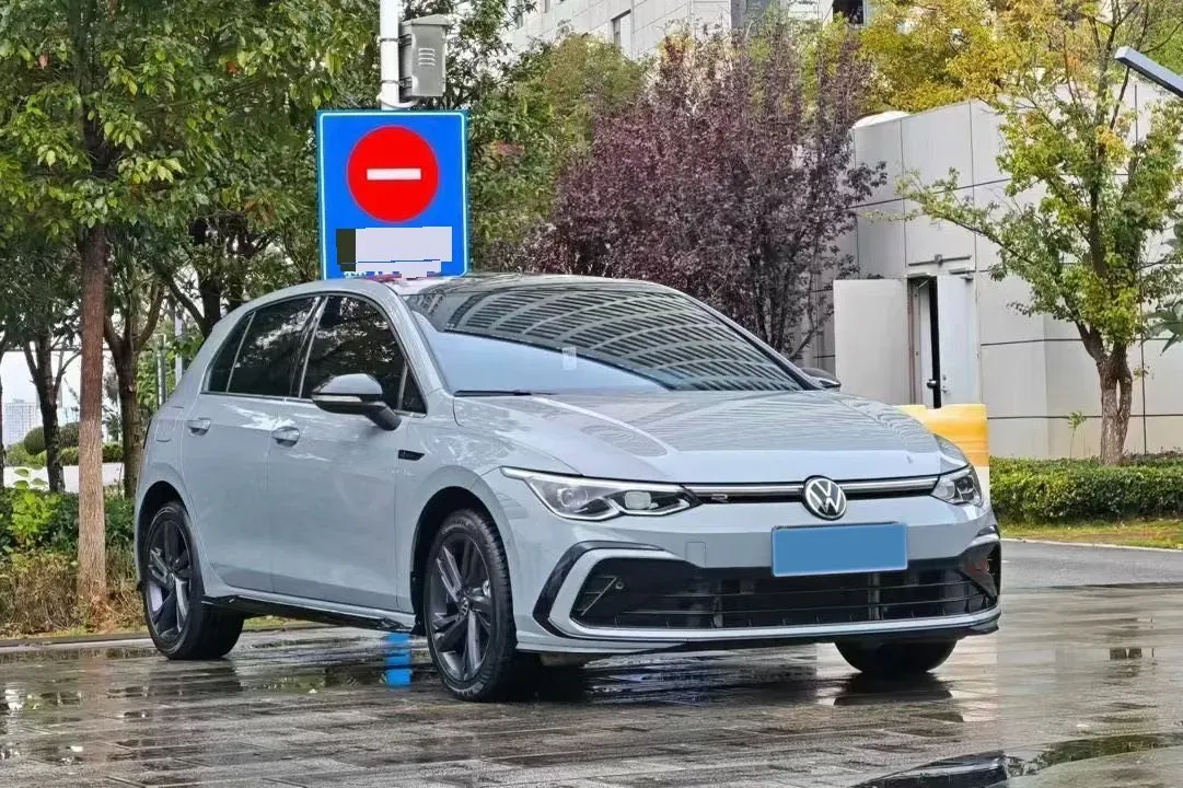 2023 Volkswagen Golf 1.4T 150HP L4 7DCT,autocango,china used car exporter,china ev exporter,chinese used car exporter,chinese used ev exporter