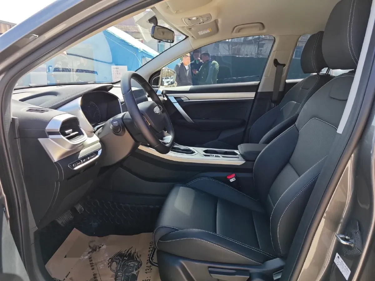 2025 Geely Coolray 1.5L 126HP L4 CVT,autocango,china used car exporter,china ev exporter,chinese used car exporter,chinese used ev exporter