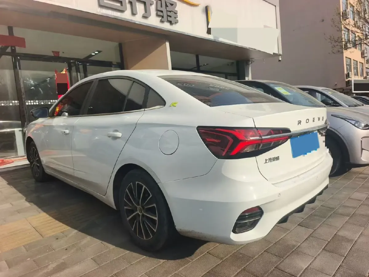 2021 Roewe i5 1.5L 120HP L4 CVT,autocango,china used car exporter,china ev exporter,chinese used car exporter,chinese used ev exporter