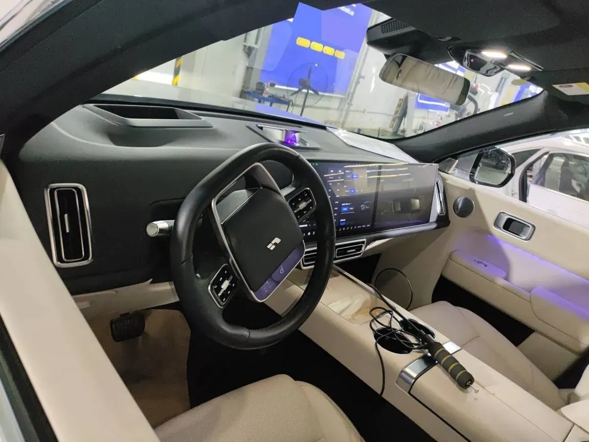 2022 Li L9 Range Extended 154HP REEV 42.6KWH,autocango,china used car exporter,china ev exporter,chinese used car exporter,chinese used ev exporter