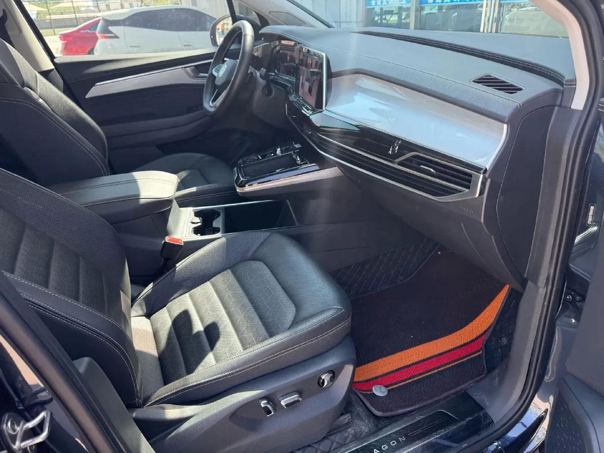 2021 Volkswagen Talagon 2.0T 220HP L4 7DCT,autocango,china used car exporter,china ev exporter,chinese used car exporter,chinese used ev exporter