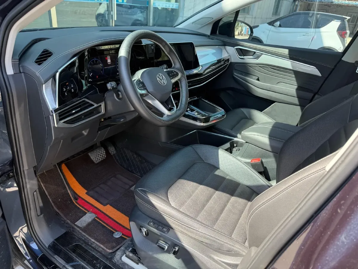 2021 Volkswagen Talagon 2.0T 220HP L4 7DCT,autocango,china used car exporter,china ev exporter,chinese used car exporter,chinese used ev exporter