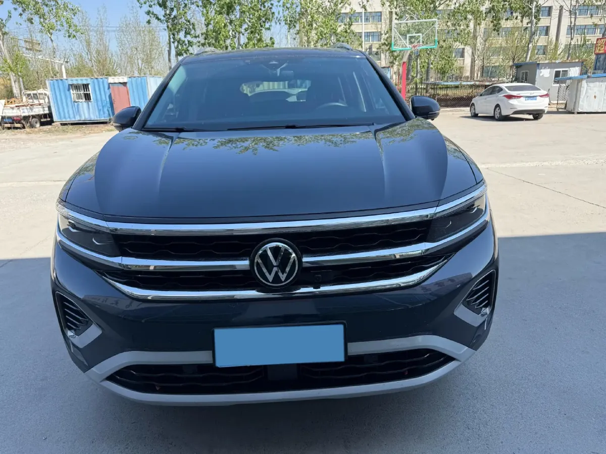 2021 Volkswagen Talagon 2.0T 220HP L4 7DCT,autocango,china used car exporter,china ev exporter,chinese used car exporter,chinese used ev exporter