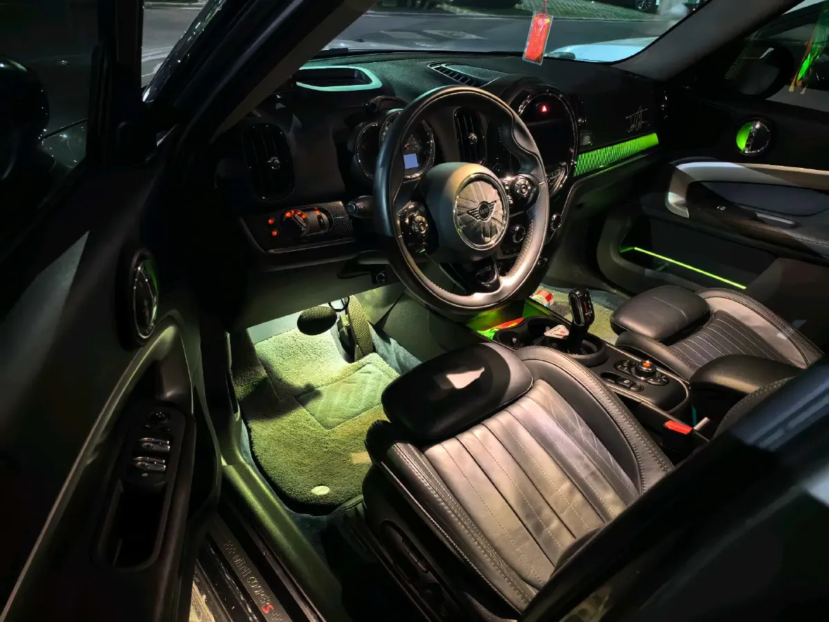 2020 MINI COUNTRYMAN 2.0T 192HP L4 8AT,autocango,china used car exporter,china ev exporter,chinese used car exporter,chinese used ev exporter