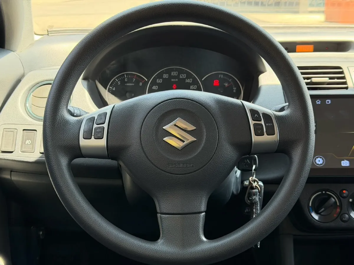 2016 Suzuki Swift 1.5L 103HP L4 4AT,autocango,china used car exporter,china ev exporter,chinese used car exporter,chinese used ev exporter