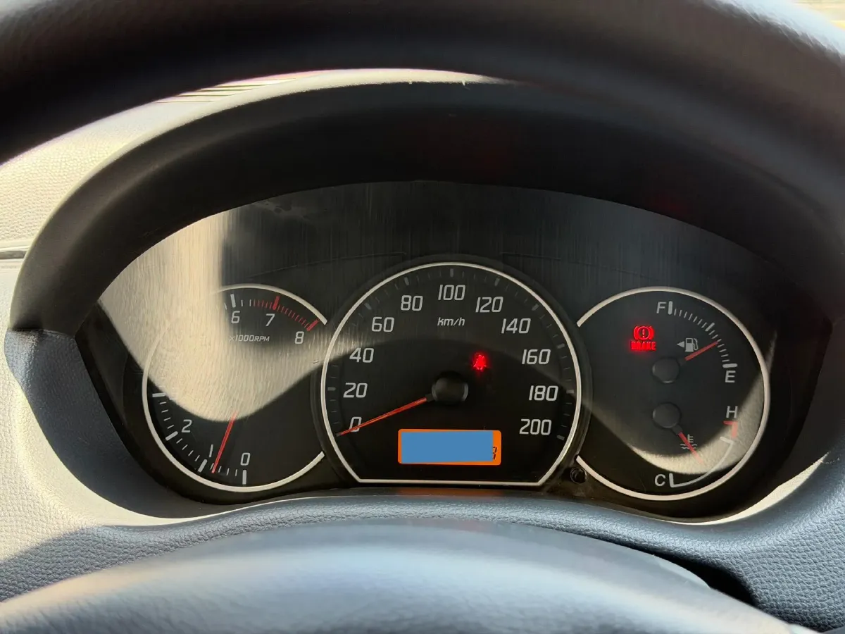 2016 Suzuki Swift 1.5L 103HP L4 4AT,autocango,china used car exporter,china ev exporter,chinese used car exporter,chinese used ev exporter